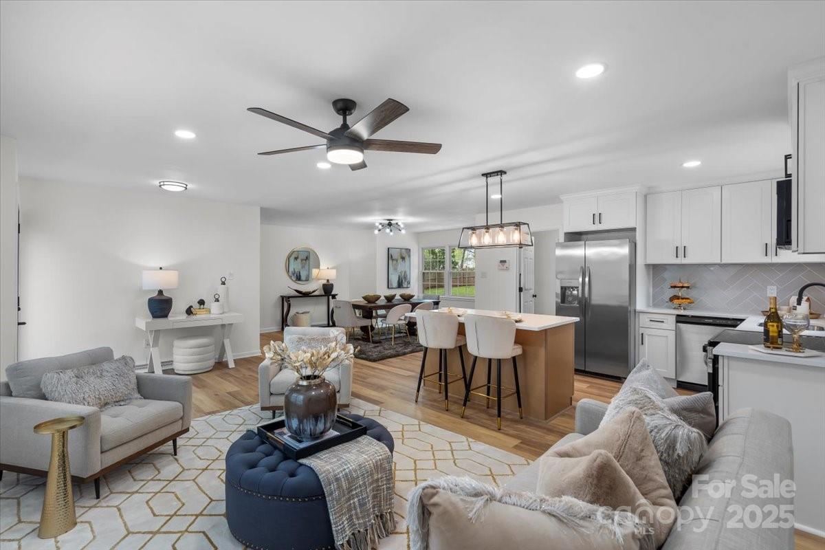 4932 Delivau Dr., Charlotte, NC 28215