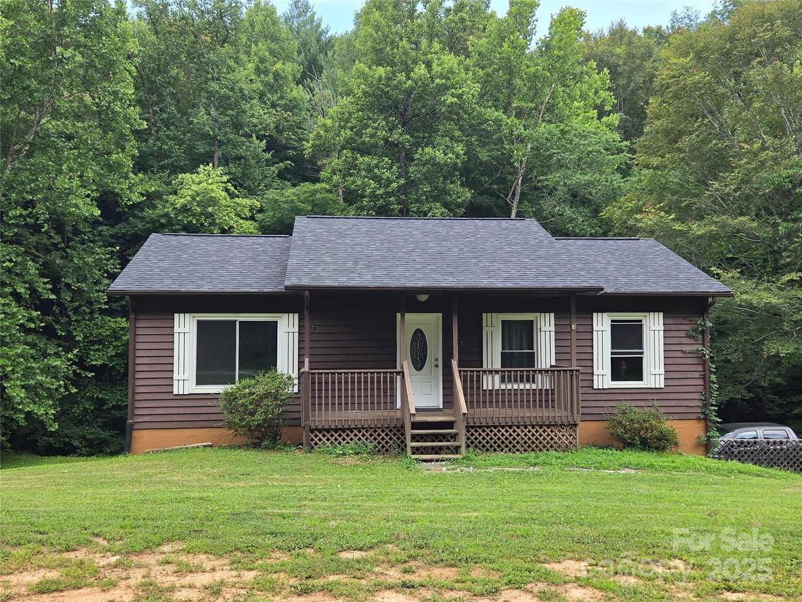 1373 Sunset Dr., North Wilkesboro, NC 28659