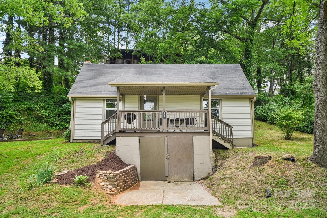 723 Richland Creek Rd., Clyde, NC 28721