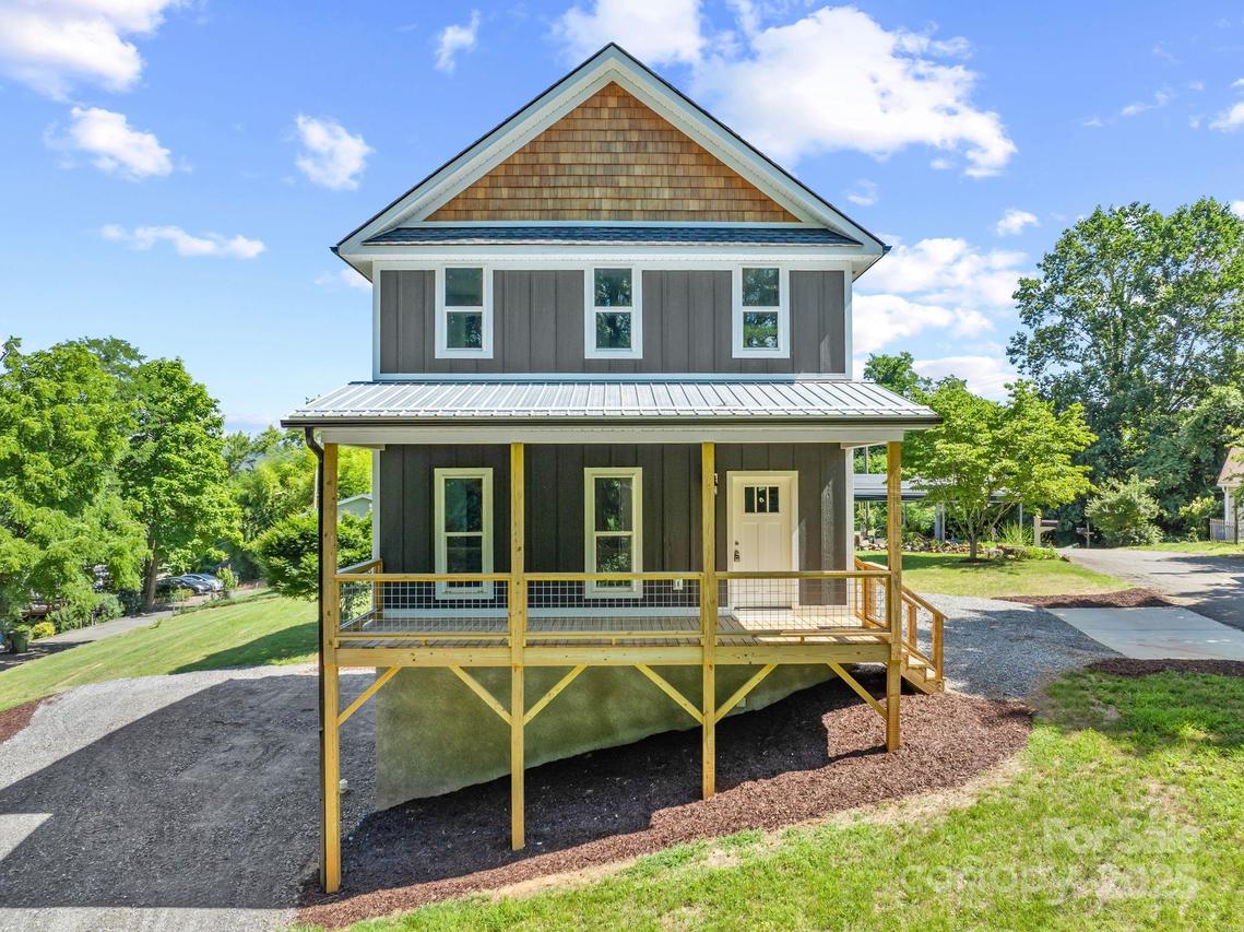 35 Lowe Ave., Asheville, NC 28803