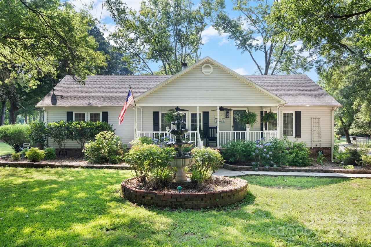 4534 Pebblebrook Cir., Concord, NC 28027