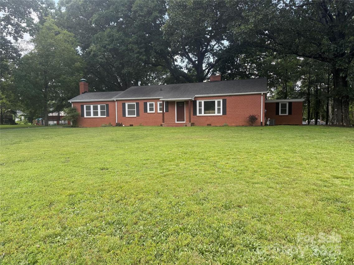148 Barium Ln., Statesville, NC 28677