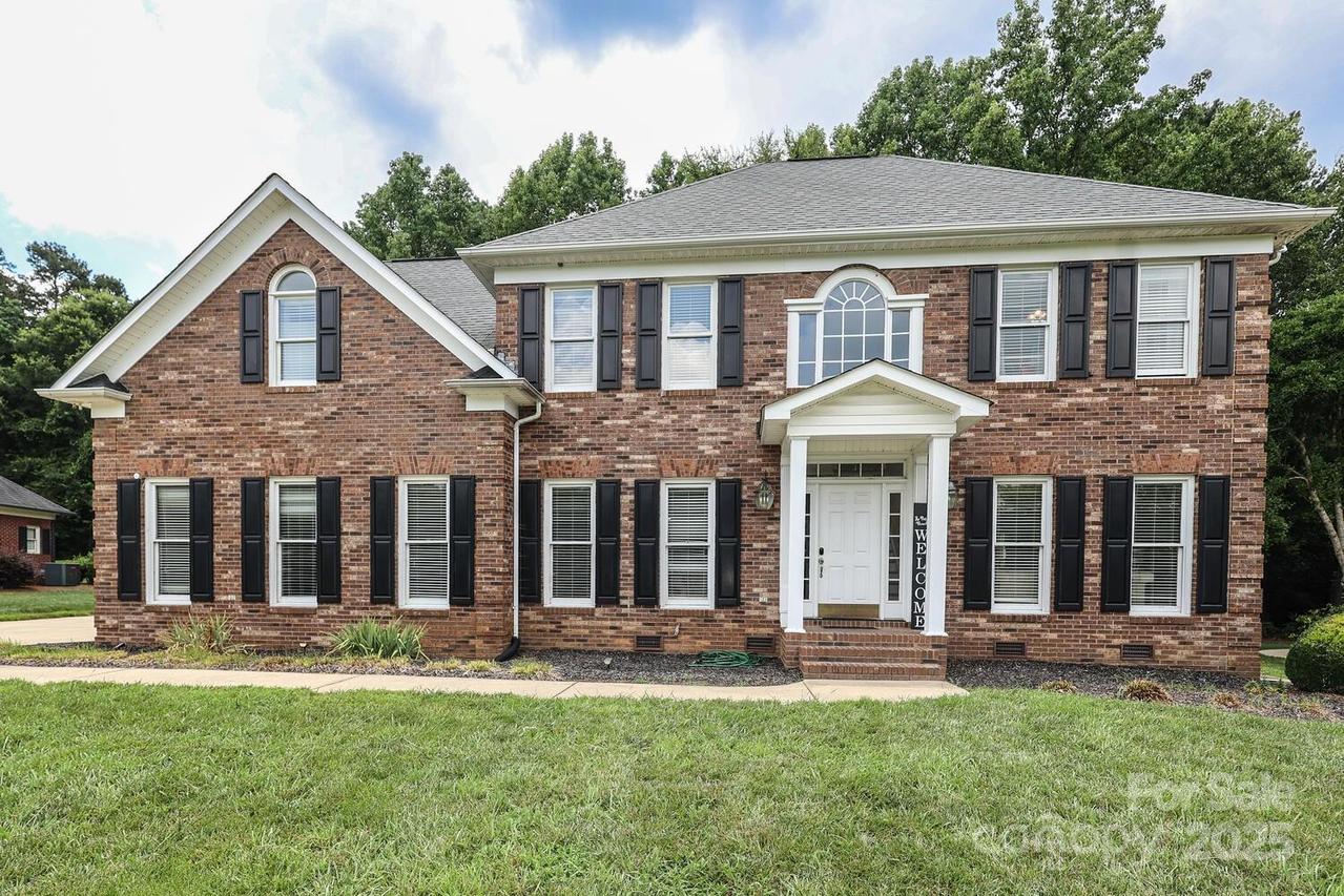 3015 Rochester Ct., Monroe, NC 28110