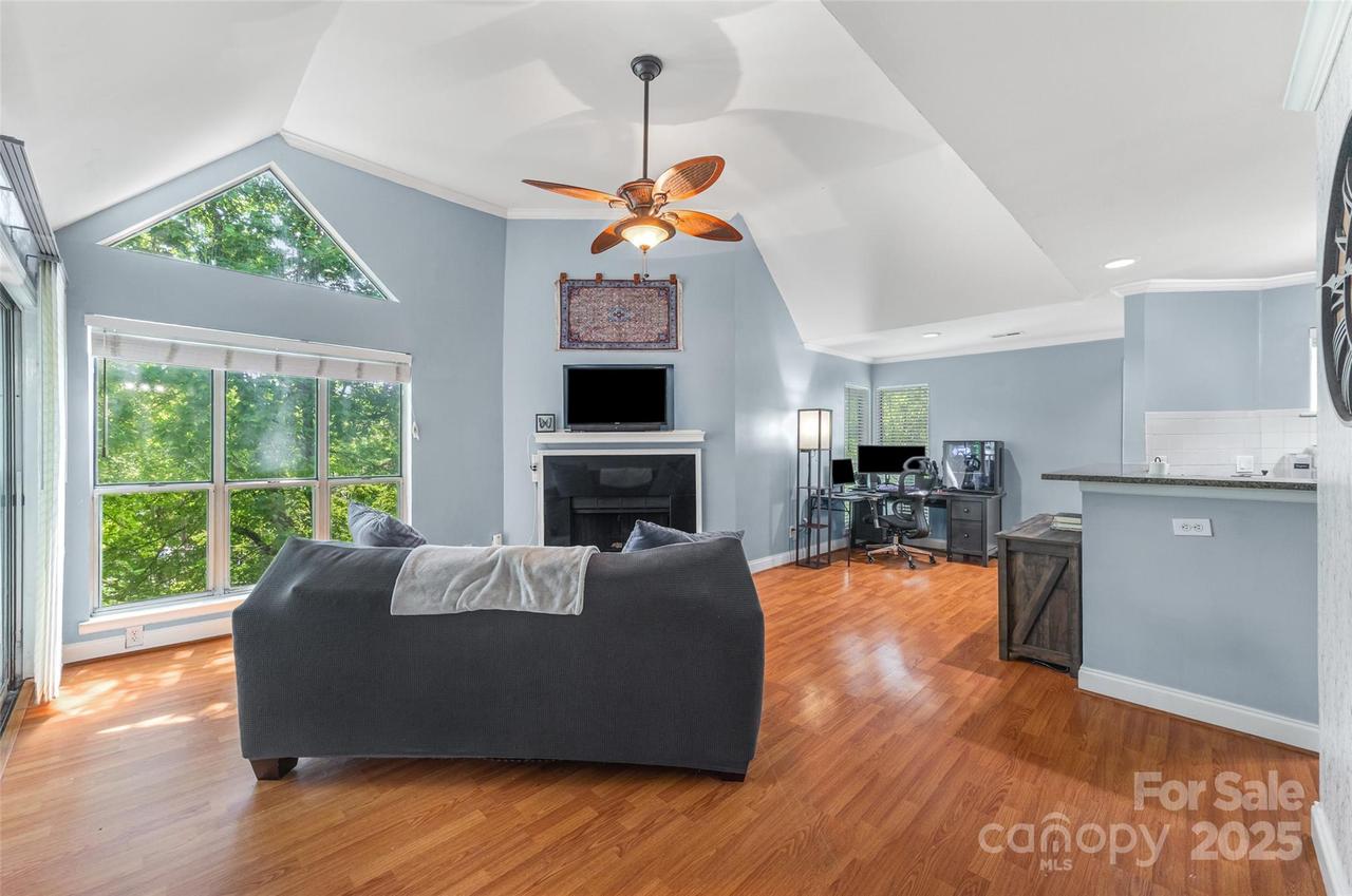2510 Cranbrook Ln., Charlotte, NC 28207