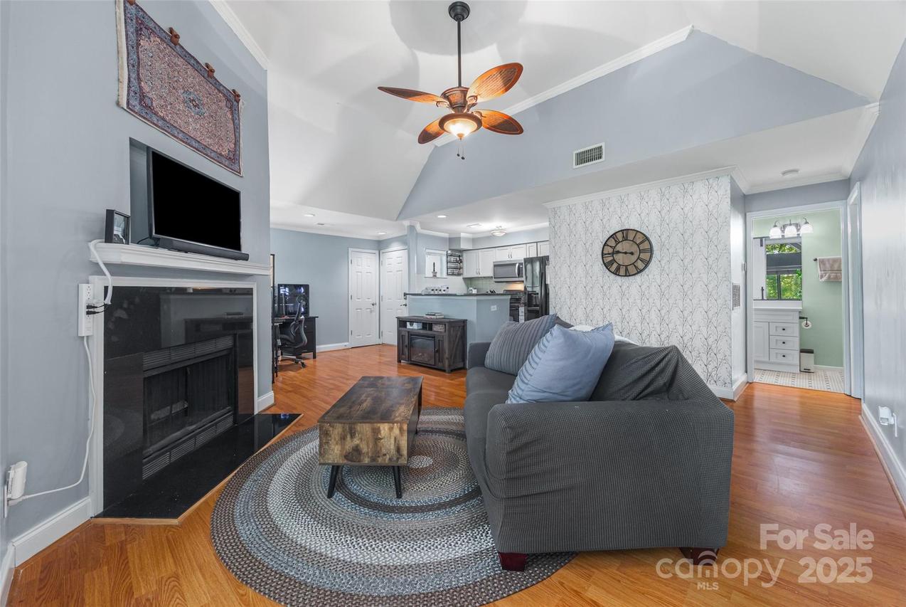 2510 Cranbrook Ln., Charlotte, NC 28207