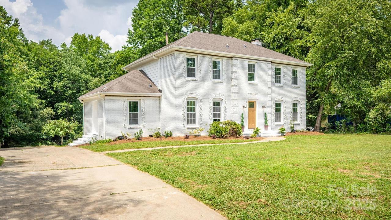 8337 Norcroft Dr., Charlotte, NC 28269