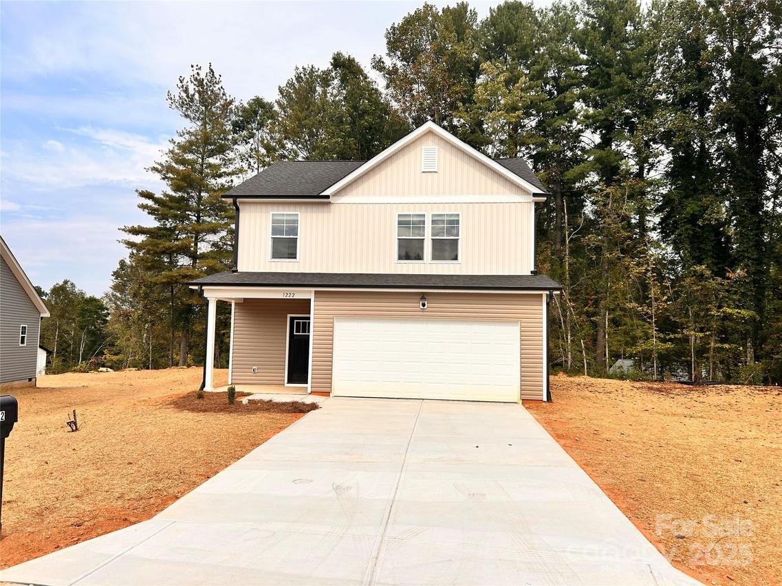 1222 Fall Day Cir., Lenoir, NC 28645