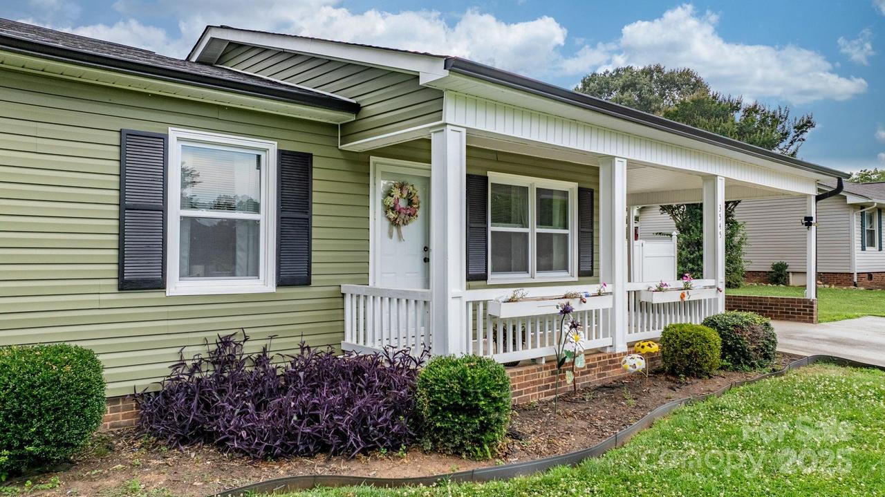 3545 Yorkland Dr., Hickory, NC 28601