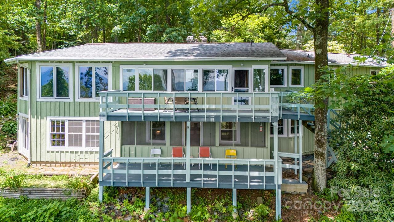 203 Laurel Ln., Little Switzerland, NC 28749