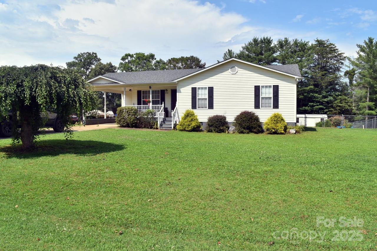 4716 Mccall Town Rd., Granite Falls, NC 28630