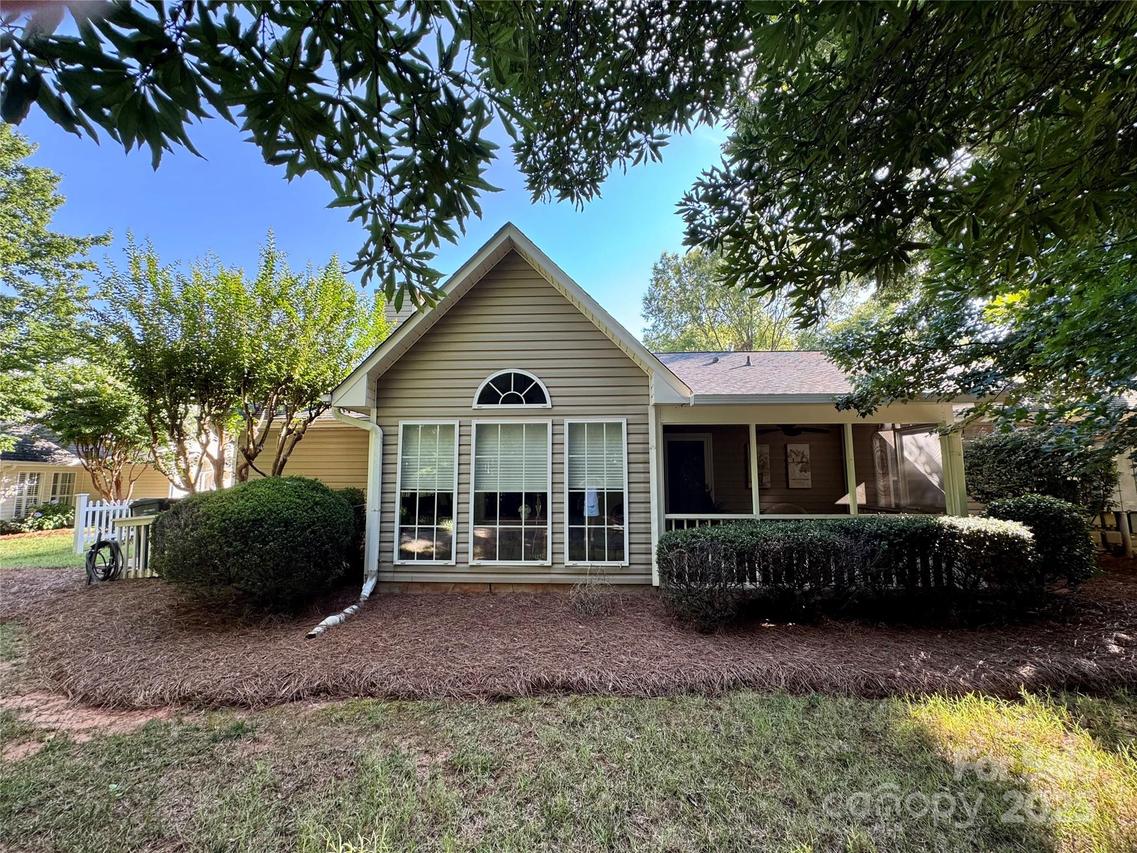 21120 Cold Spring Ln., Cornelius, NC 28031