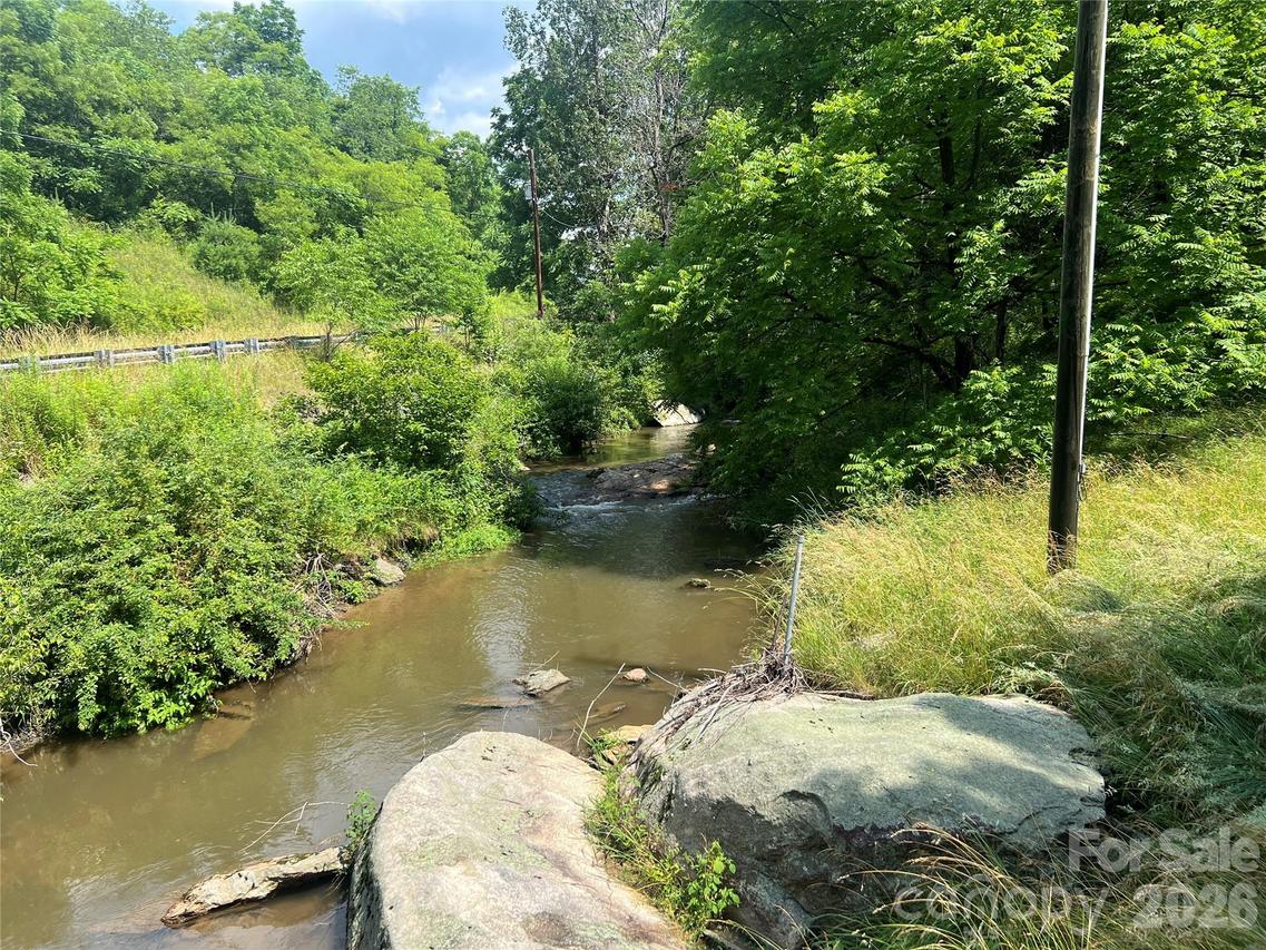 18103 Nc Hwy 194 Hwy., Lansing, NC 28643