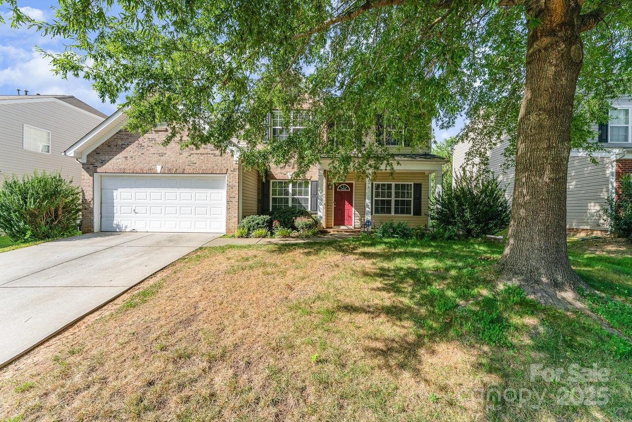 9006 Gailes Dr., Charlotte, NC 28278