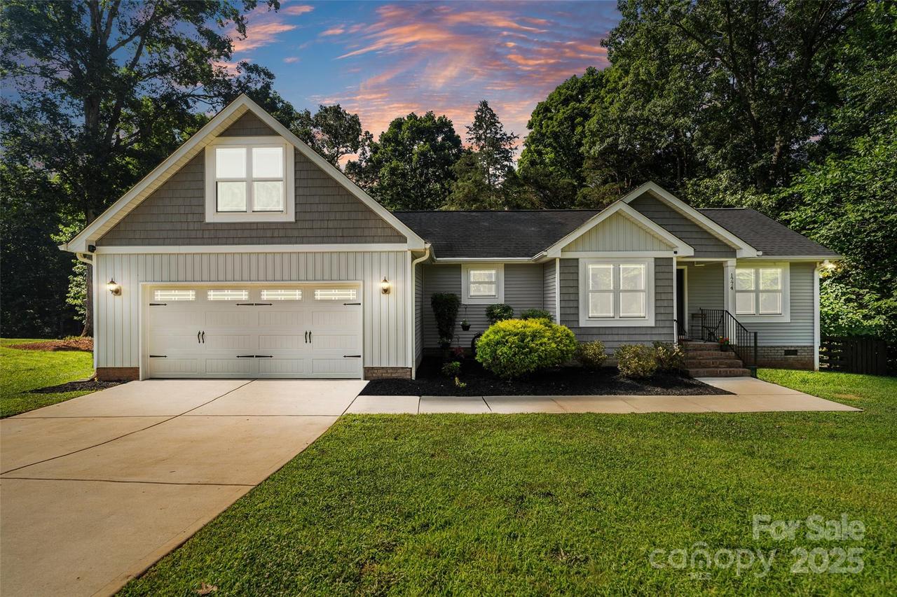 1774 Timmons Marie Ln., Lincolnton, NC 28092