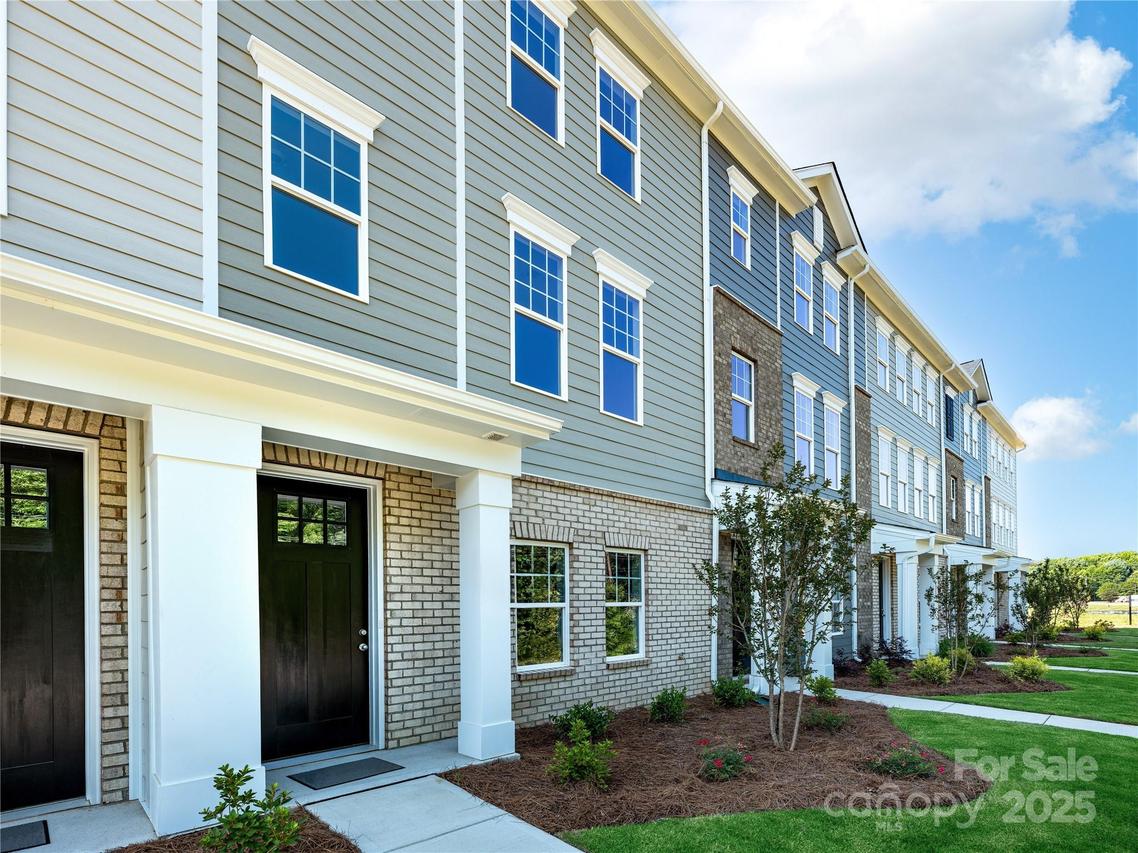 11017 Warfield Ave. #04, Huntersville, NC 28078