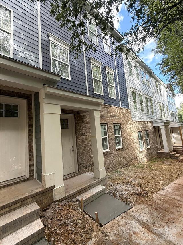 11017 Warfield Ave. #04, Huntersville, NC 28078