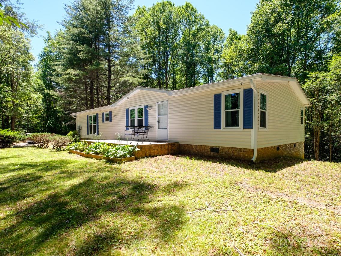 3347 Parkway Rd., Rosman, NC 28772