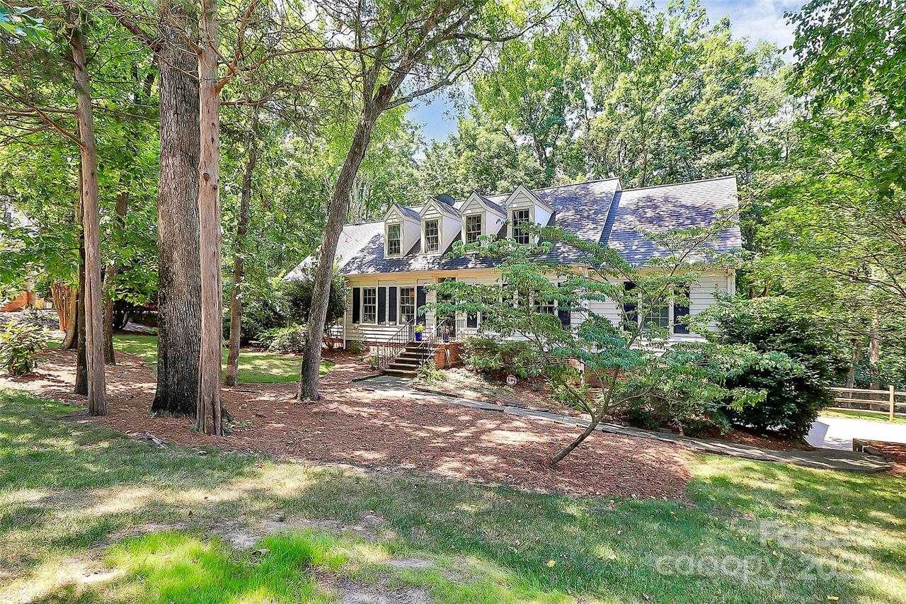 8500 Peyton Randolph Dr., Charlotte, NC 28277
