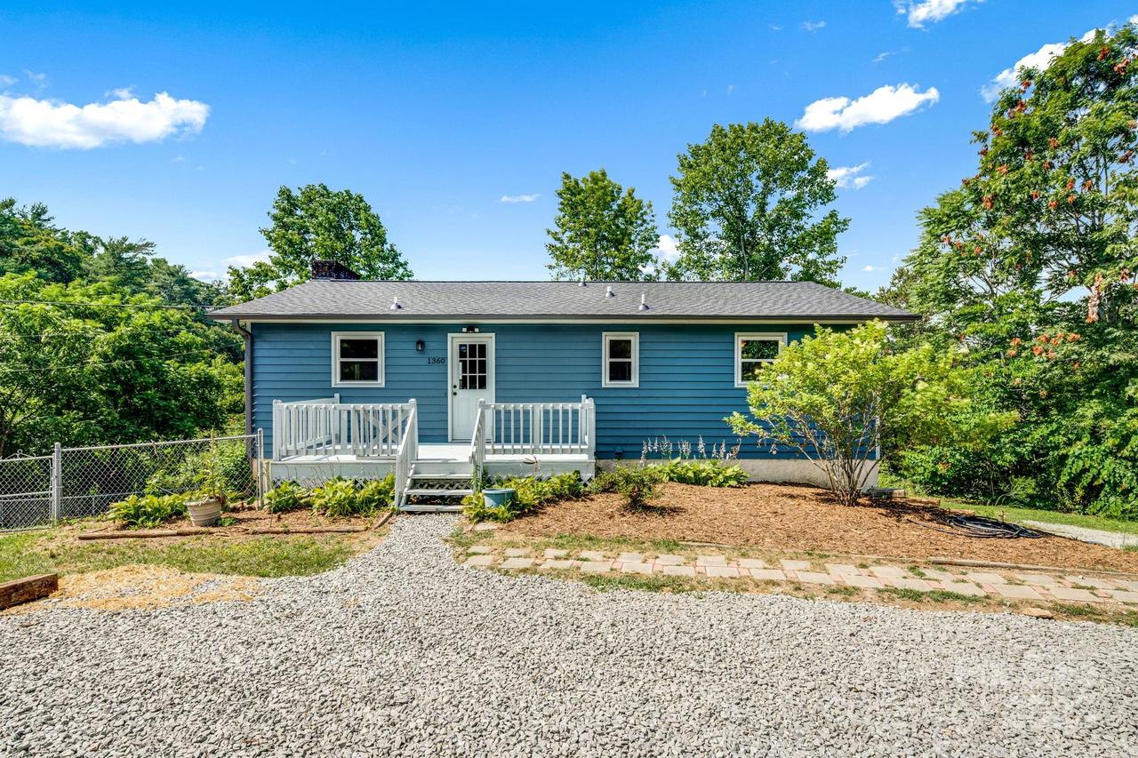 1360 Jupiter Rd., Weaverville, NC 28787
