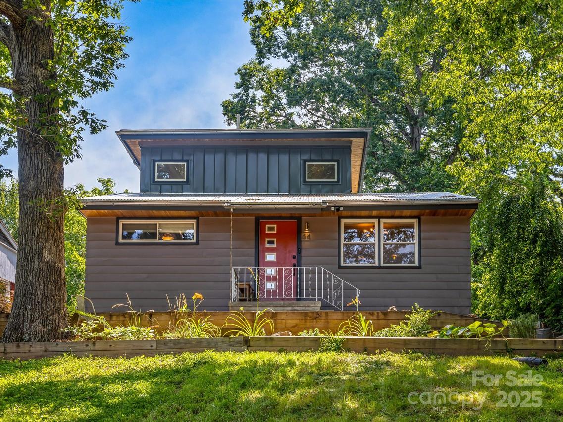 44 Broadview Ave., Asheville, NC 28803