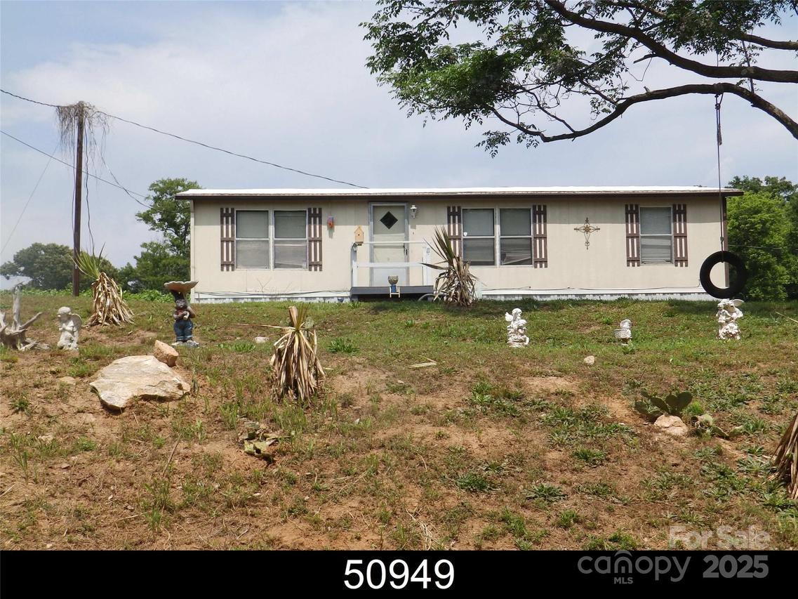 1555 S Aspen St., Lincolnton, NC 28092