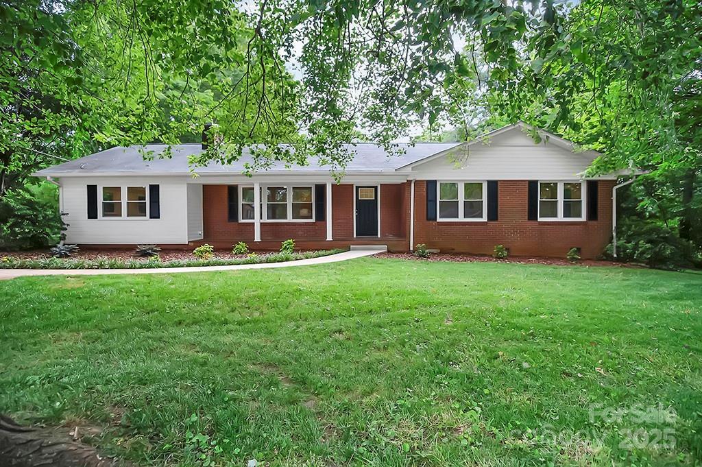 1538 Hilltop Dr., Shelby, NC 28150