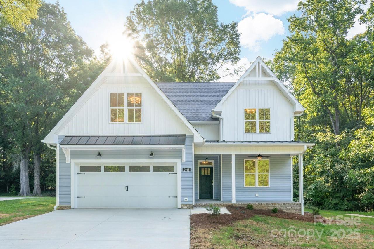 2045 Storm Canyon Rd., Winston Salem, NC 27106