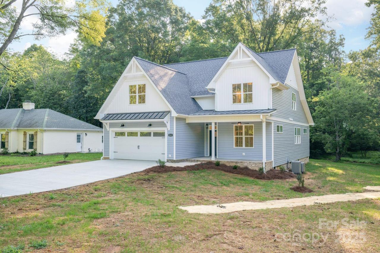 2045 Storm Canyon Rd., Winston Salem, NC 27106