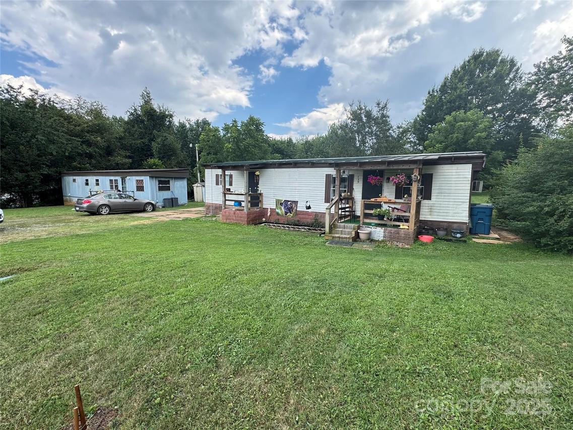 120 Rosy Apple Ln., Statesville, NC 28625
