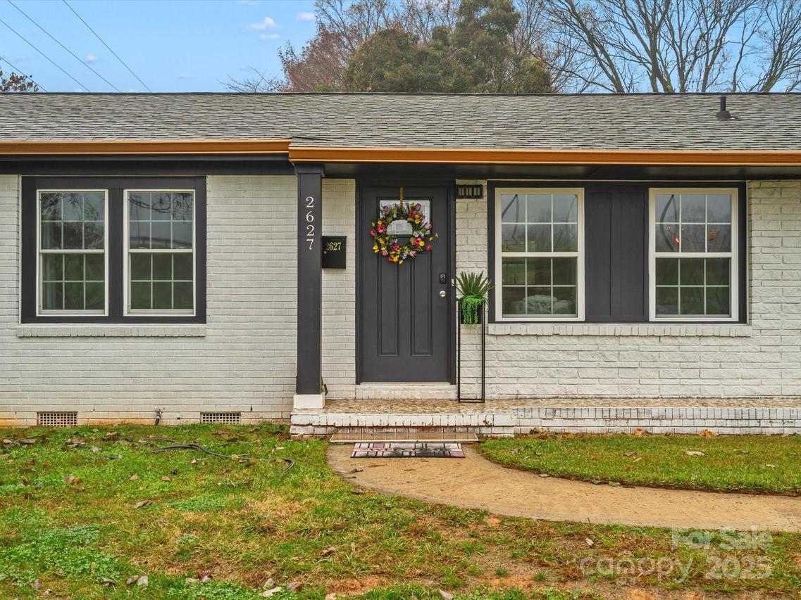 2627 Old North Sharon Amity Rd., Charlotte, NC 28205