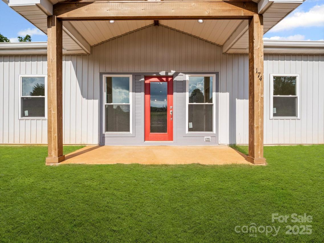 174 Charlie Randall Rd., Lawndale, NC 28090
