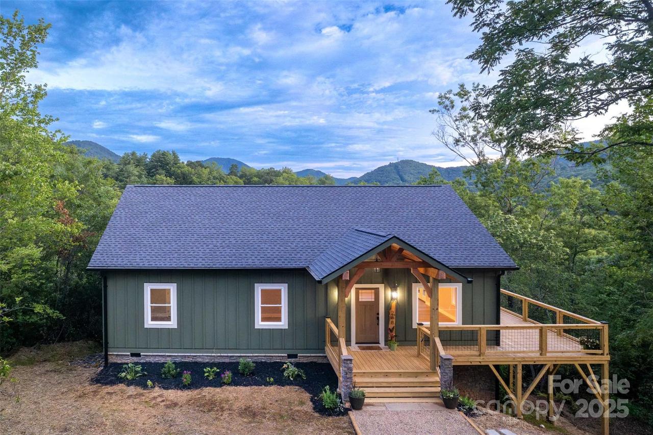 288 Blue Cedar Rd. #9, Sylva, NC 28779