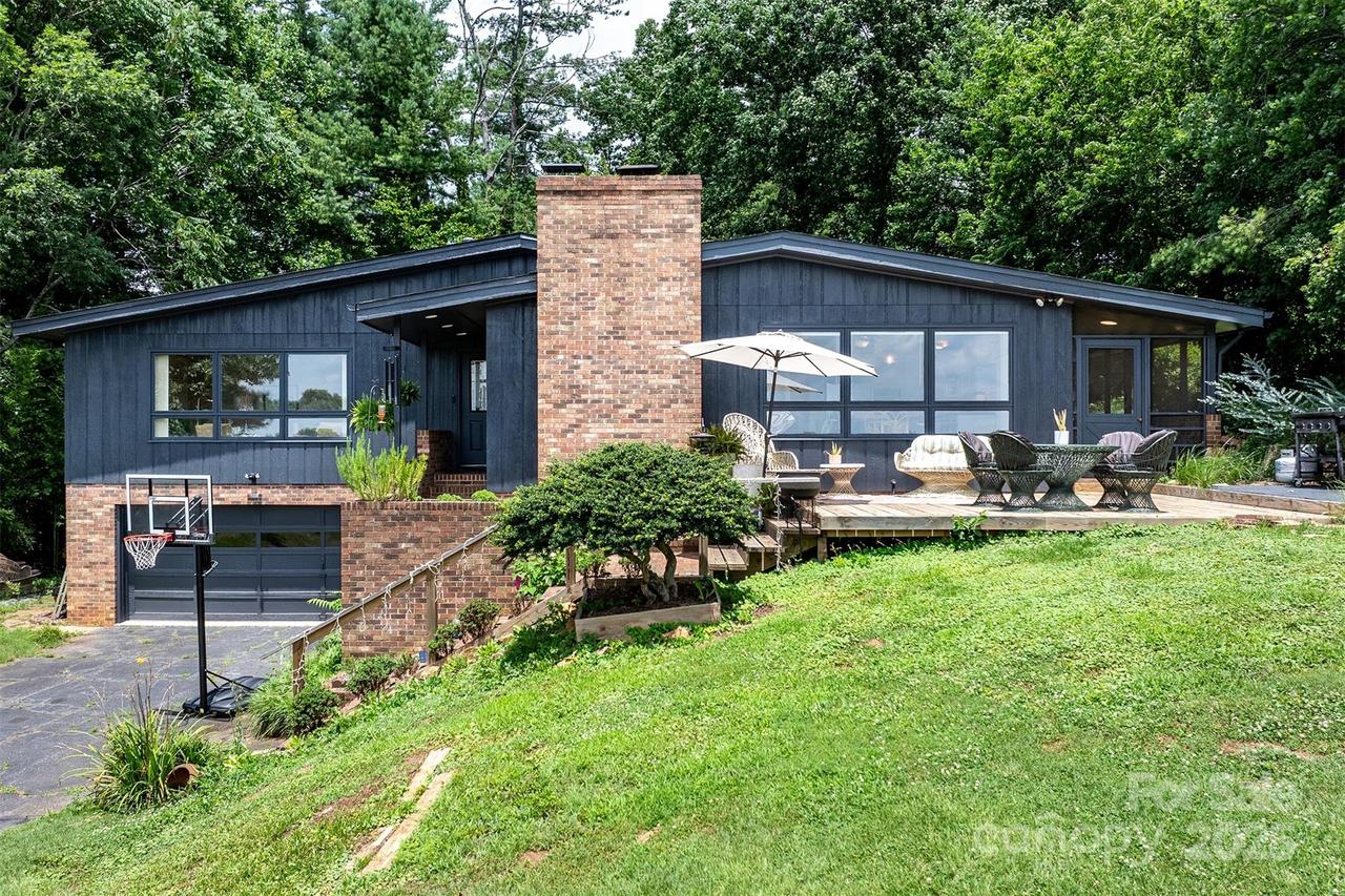 109 Joe Teague Rd., Hickory, NC 28601