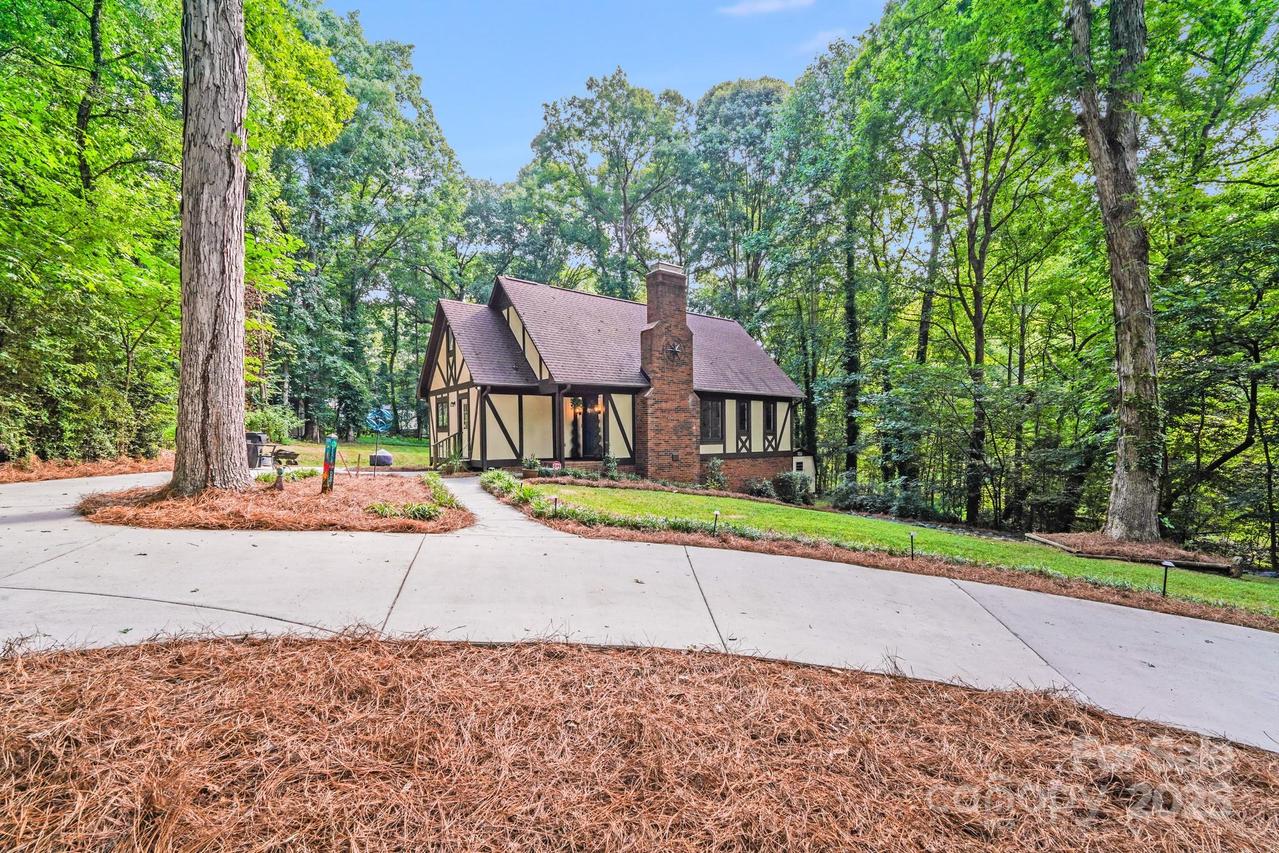 3920 Tilley Morris Rd. #L22A, Matthews, NC 28105