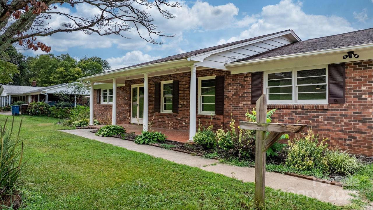 114 Joe Teague Rd., Hickory, NC 28601