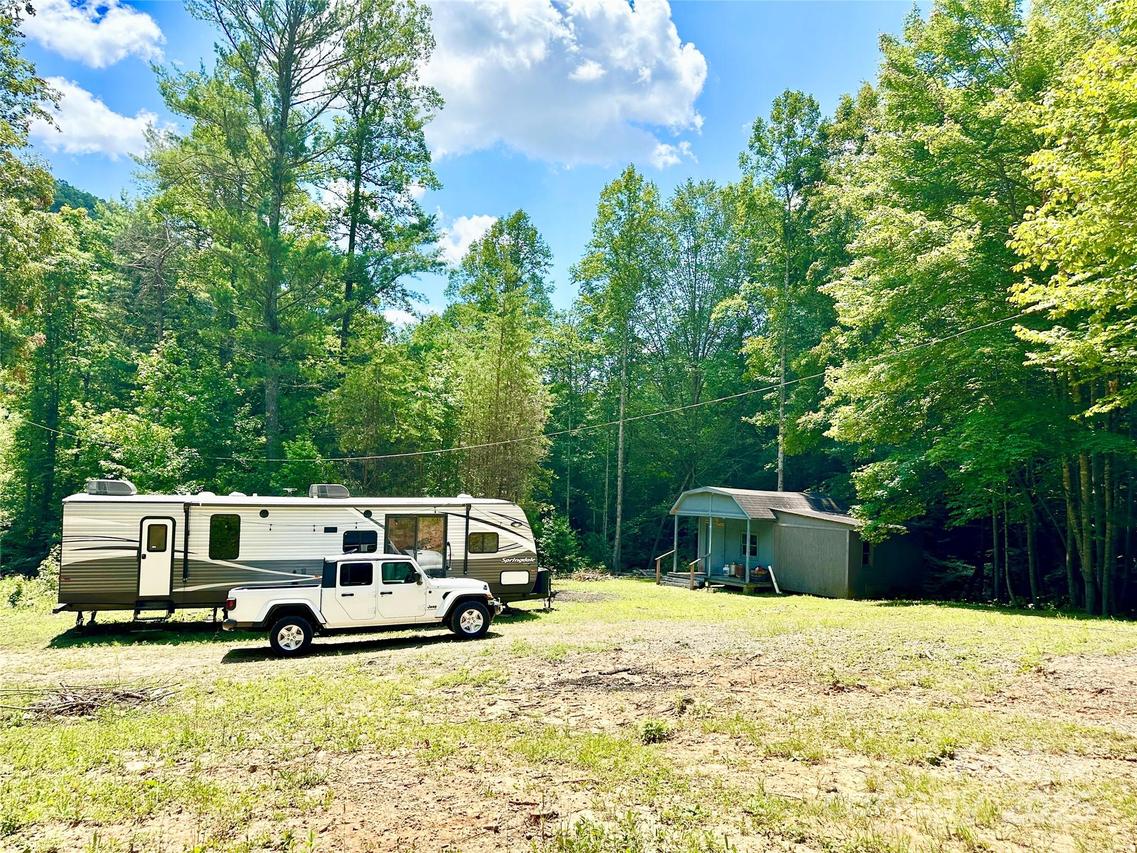 3448 Valley Dr., Lenoir, NC 28645