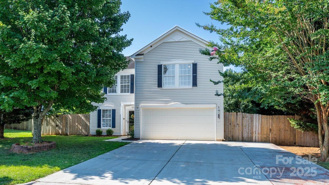 133 Boiling Brook Dr., Statesville, NC 28625