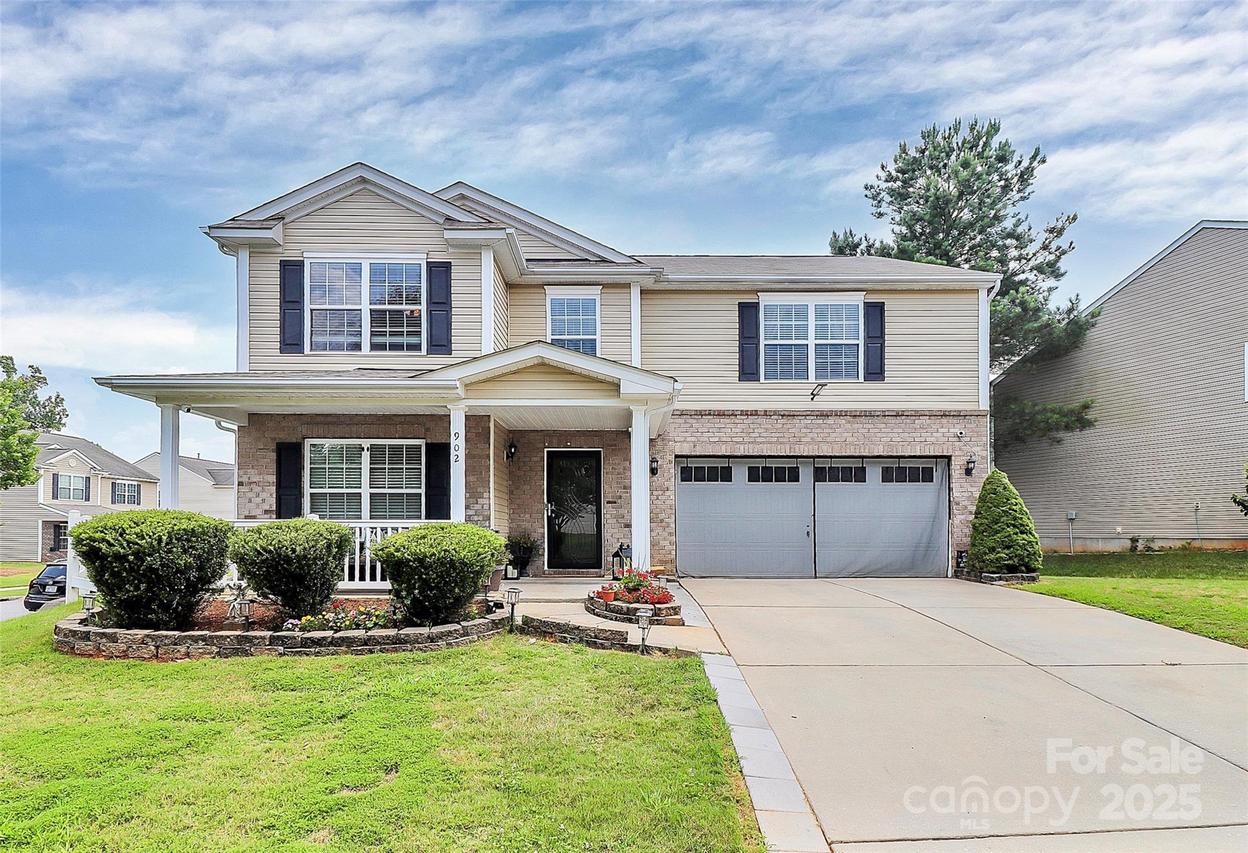 902 Silverberry St., Gastonia, NC 28054