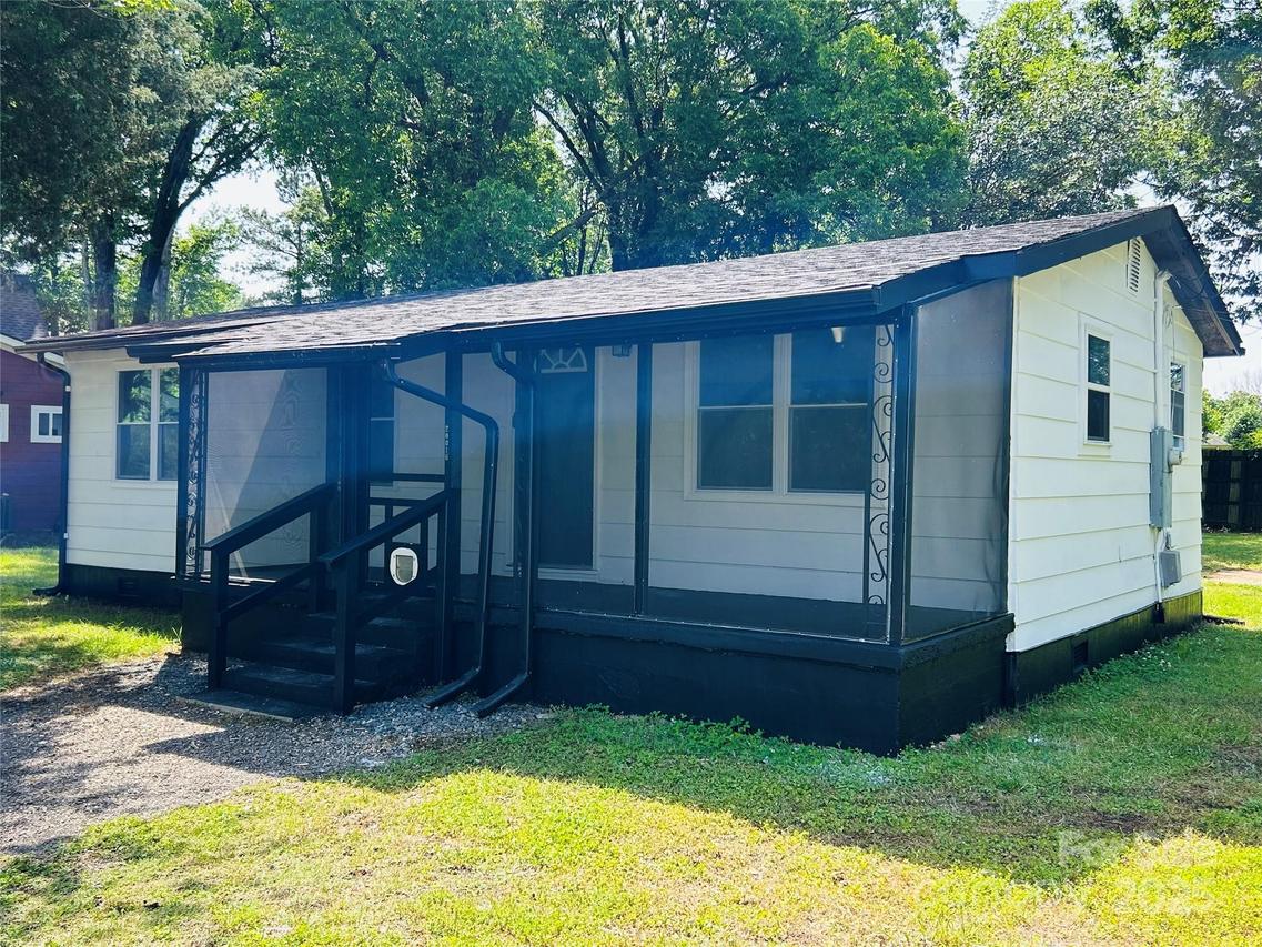 20016 Walter Henderson Rd., Cornelius, NC 28031