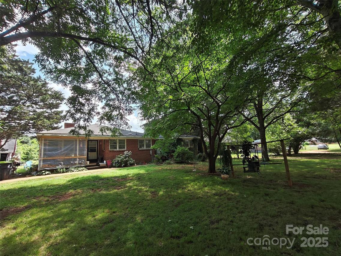 1355 Patterson St., China Grove, NC 28023