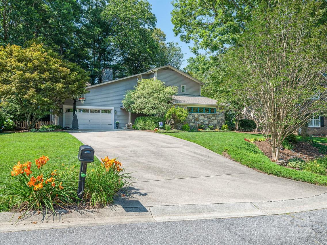4 Amelia Ct., Arden, NC 28704