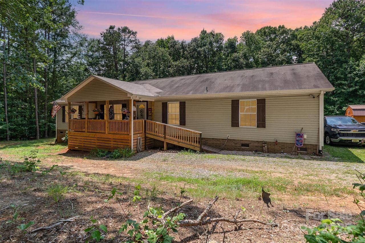 824 Brevard Place Rd., Iron Station, NC 28080