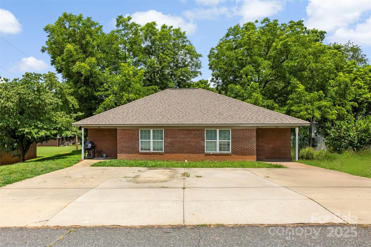 200 Lackey St. #1-2, Kings Mountain, NC 28086