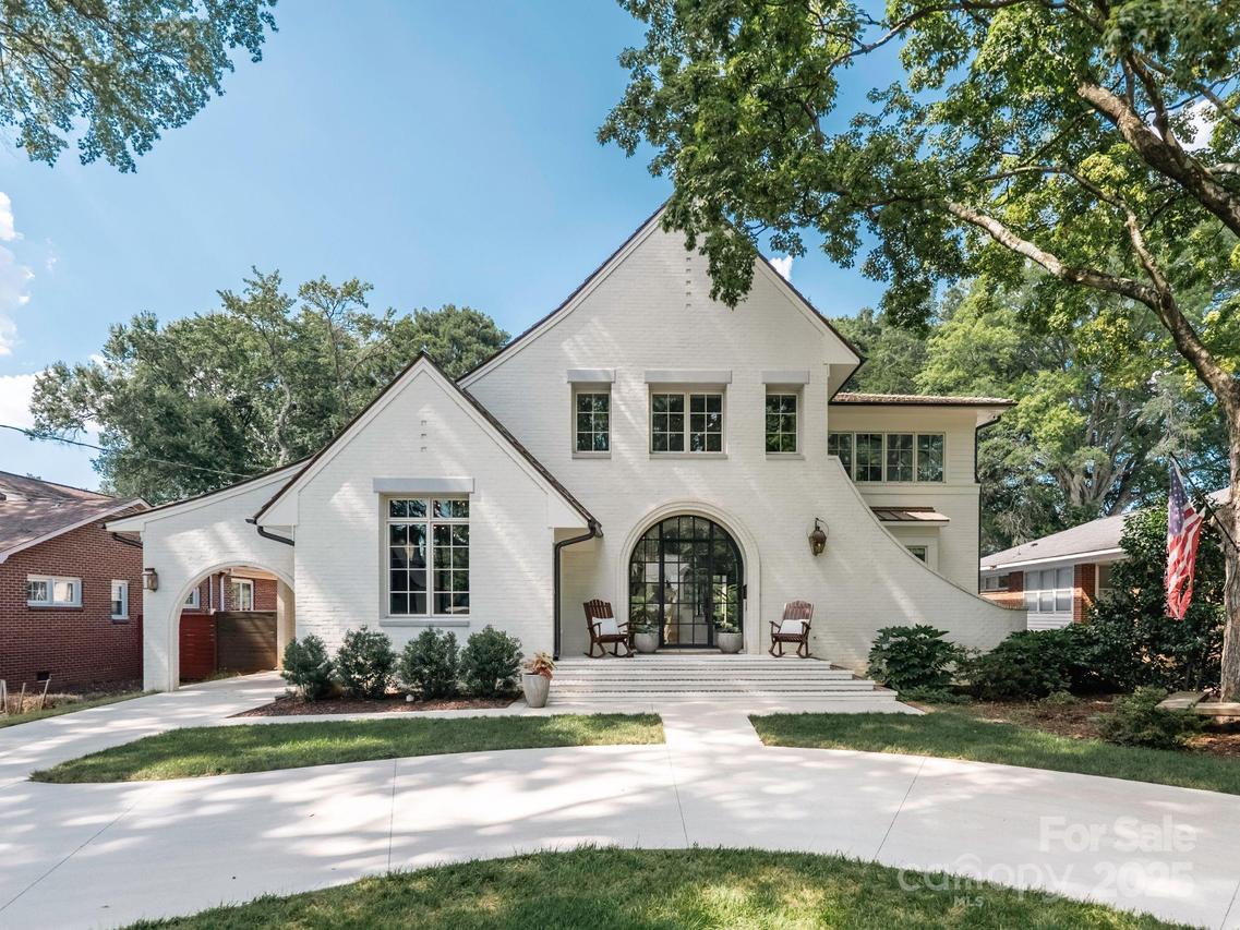 1401 Heather Ln., Charlotte, NC 28209