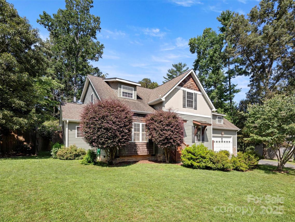 60 Jericho Ridge Rd., Fletcher, NC 28732