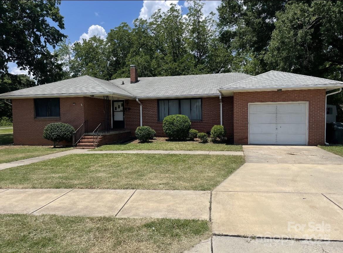 102 Stewart St., Concord, NC 28027