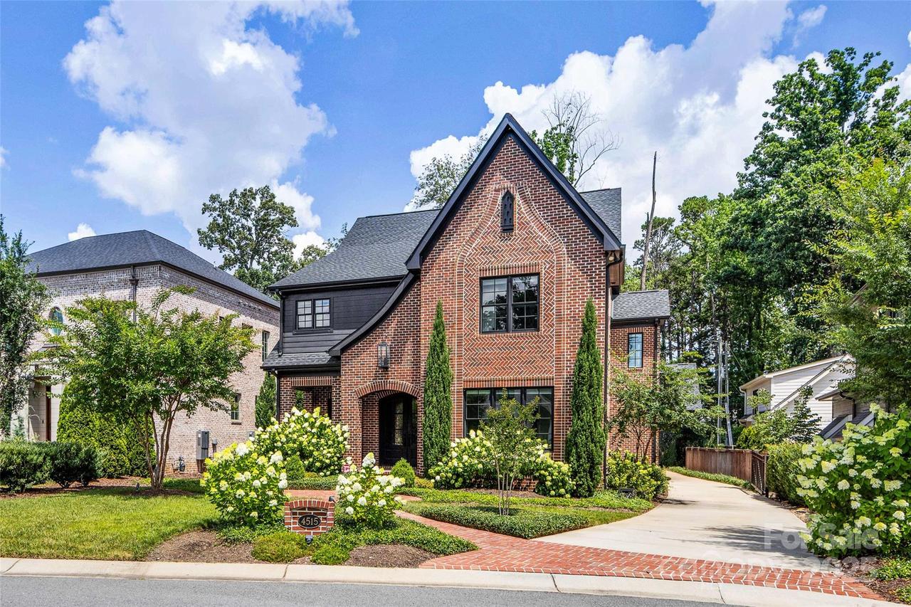 4515 Tinkham Ct., Charlotte, NC 28205