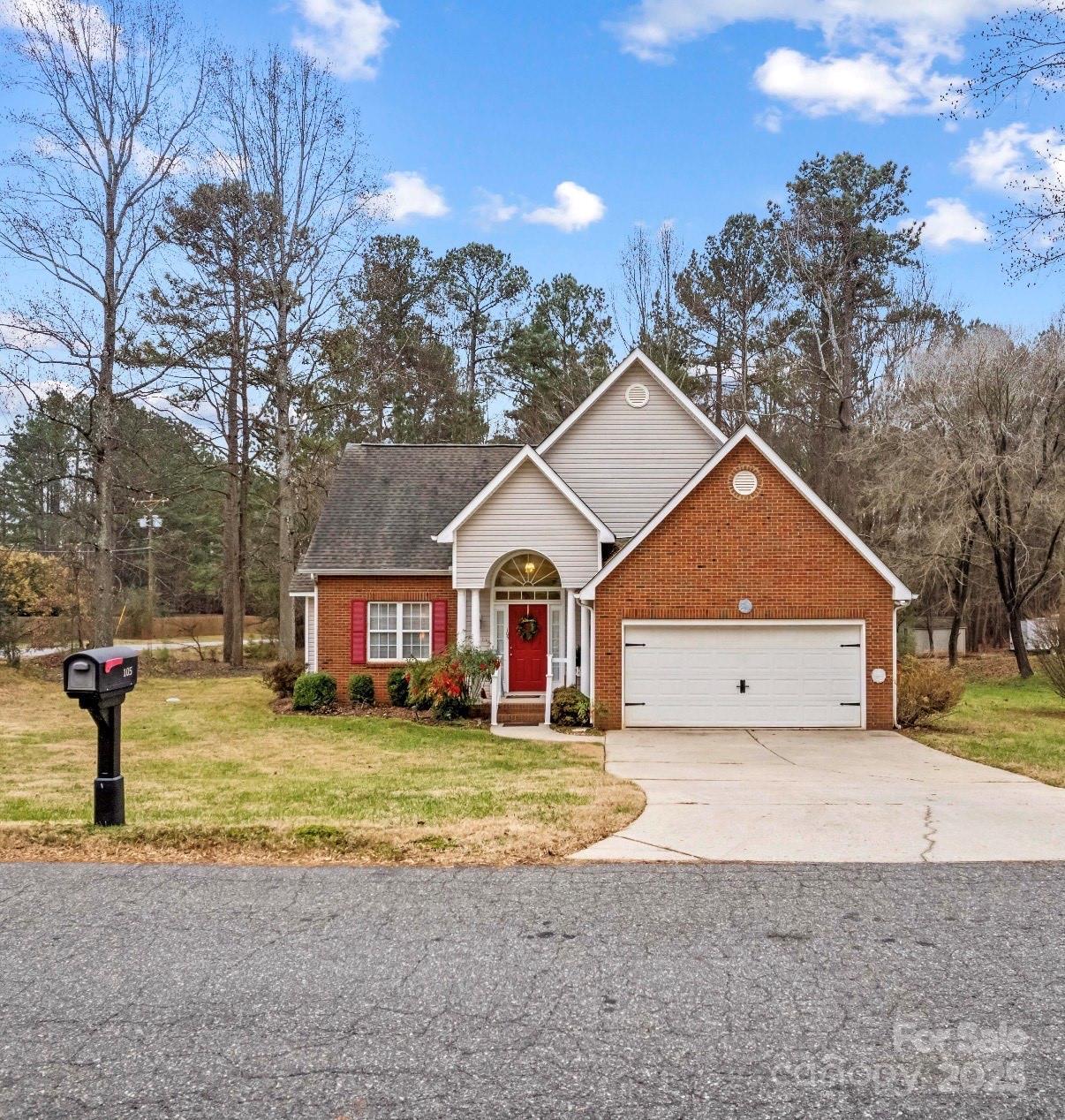 105 Whimbrel Ln., Mooresville, NC 28117