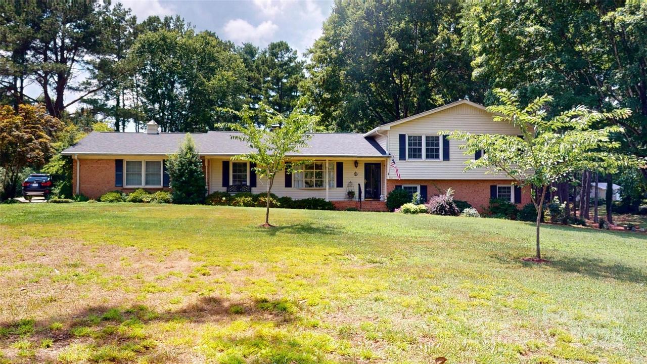 1112 Martha Dr., Monroe, NC 28112