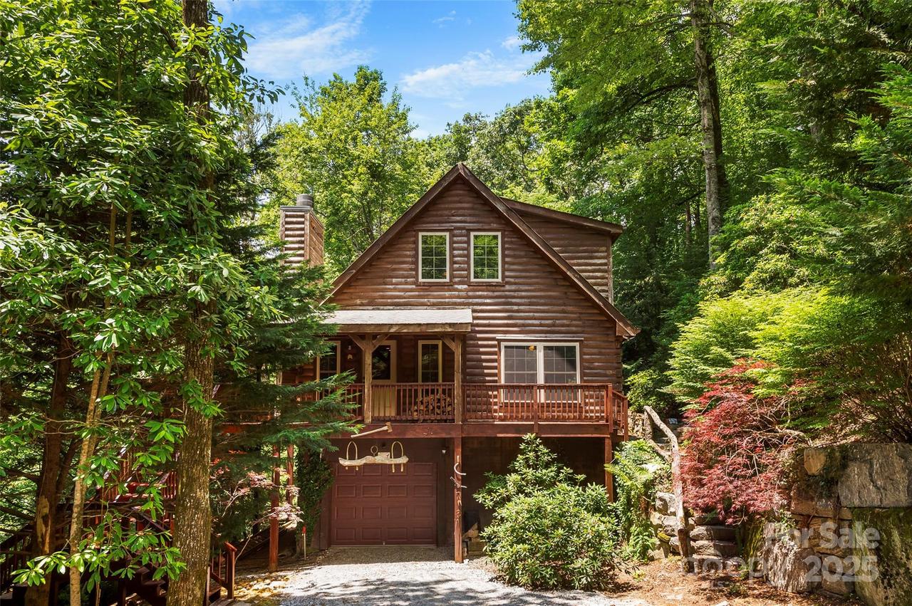 70 Wetherbee Ln., Rosman, NC 28772